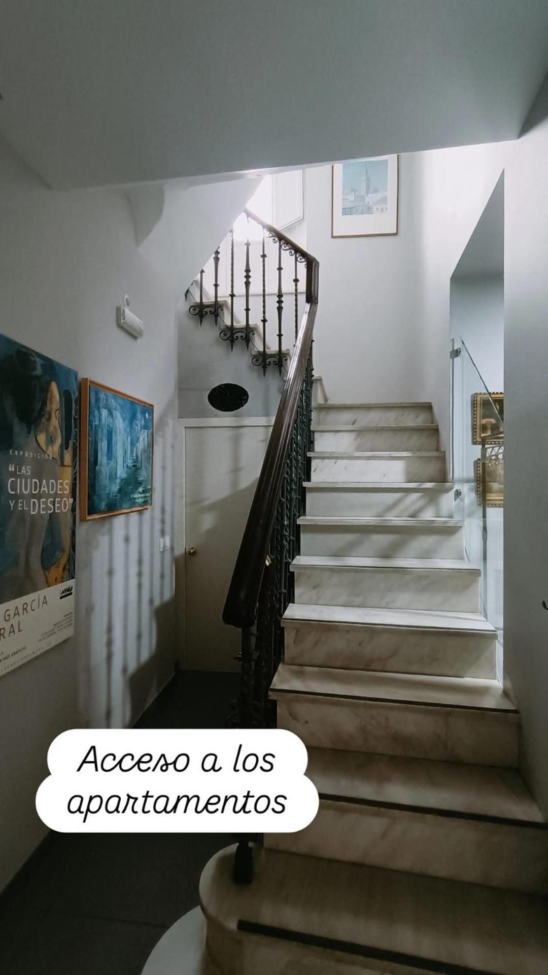 Apartamentos En La Plaza Dona Elvira, 7 Σεβίλλη Εξωτερικό φωτογραφία