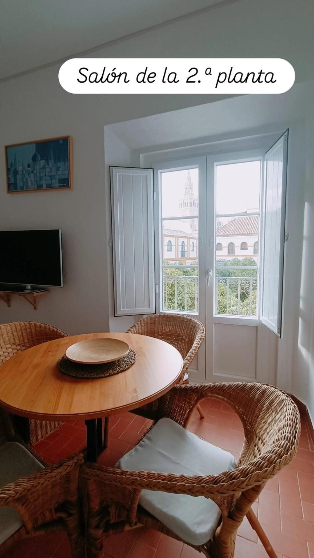 Apartamentos En La Plaza Dona Elvira, 7 Σεβίλλη Εξωτερικό φωτογραφία